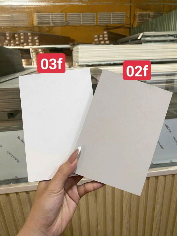 Đặc điểm nổi bật của tấm ốp than tre đơn sắc trắng – NP 03_F